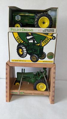 In Box Ertl Specialty John Deere Tractors