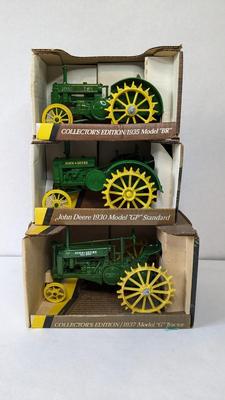Ertl Blueprint Replica 1930's In Box Tractors