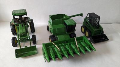 Ertl Diecast John Deere Loader Toys
