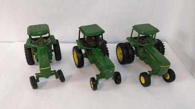 Ertl John Deere 4450, 4520 and Sound-Gard Tractors