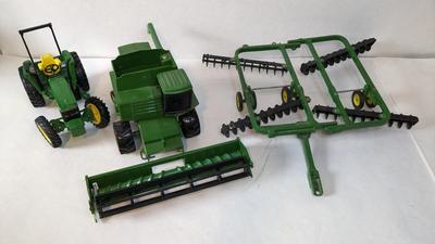 Ertl Diecast John Deere Agriculture Toys