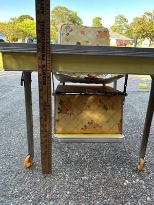 1950â€™s - 1960â€™s Vintage Kids High Chair