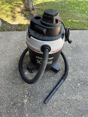 10 Gallon Wet / Dry Vac