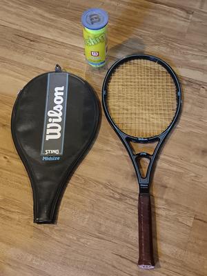 Wilson Graphite Fiberglass Composit Tennis Raquet with case and balls Mid plus Just in time for Highschool tennis!