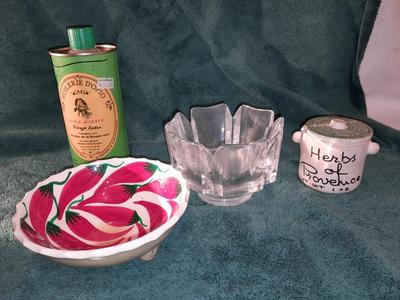 Kitchen dishware chili pepper pottery bowl and more