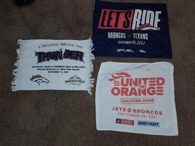Collectible Bronco's sports / bar rags
