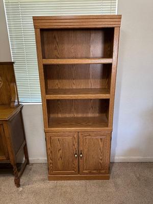 SHELVING UNIT WITH STORAGE CABINET