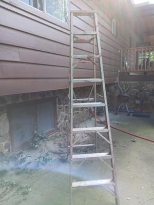 7' aluminum ladder