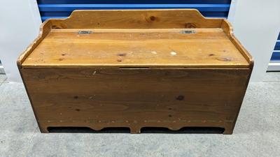 Entryway Storage Bench