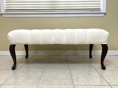 Vanilla Tufted Bench