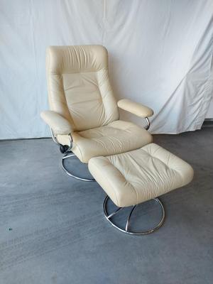 MID CENTURY DANISH LEATHER RECLINER WITH OTTOMAN
