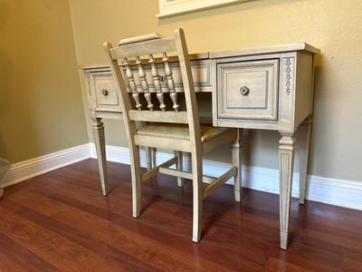 Mid-Century Modern Vanity Table