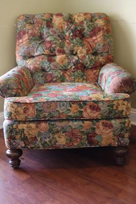 Vintage Floral Chair Made by Byrant
