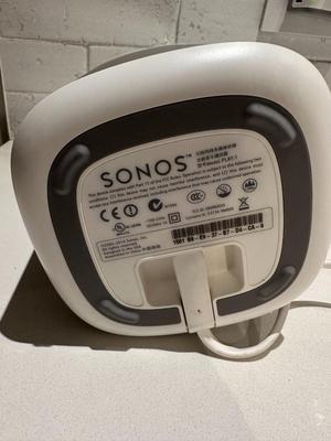 Sonos PLAY:1 Compact White Speaker with Power Cable