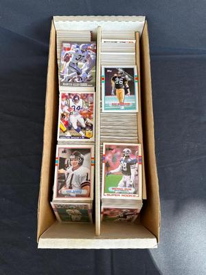 NICE COLLECTION OF FOOTBALL TRADING CARDS