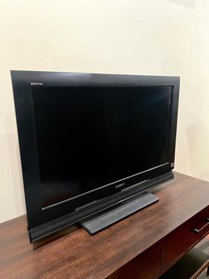 SONY Bravia 32â€ LCD TV with Remote