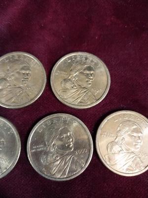 THREE 2000-P AND FOUR 2000-D SACAGAWEA ONE DOLLAR COINS