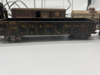 Marx  Metal Railroad Train Cars & Tracks *Read Details