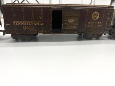 Marx  Metal Railroad Train Cars & Tracks *Read Details