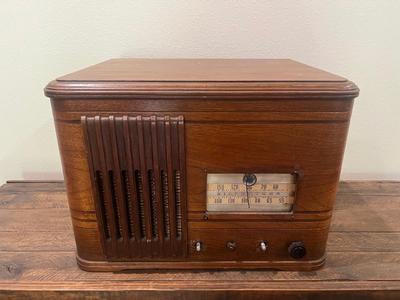 SILVERTONE 8913 Vintage Record Player - Radio - Recorder