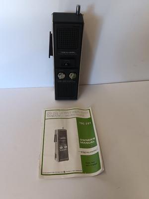 Vintage Realistic 2-watt Solid-state TRC-201 C.B. 14 channel Walkie Talkie with instructions
