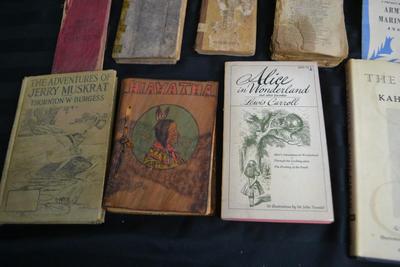 LOT 38. VINTAGE AND ANTIQUE BOOKS