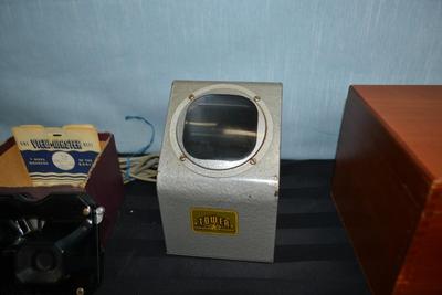 LOT 43. VINTAGE VIEW MASTER, SLIDE VIEWER AND WOOD BOX