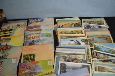 LOT 58. COLLECTION OF VINTAGE AND ANTIQUE POST CARDS