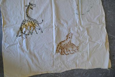 LOT 71. VINTAGE QUILT