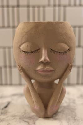 Face Planter Pot