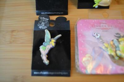 LOT 94 DISNEY TINKERBELL PINS