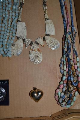 LOT 108. COSTUME JEWELRY LOT