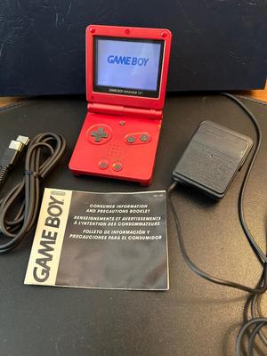LOT 138 NINTENDO GAME BOY ADVANCE SP