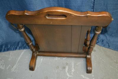 LOT 146. VINTAGE MAGAZINE RACK