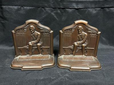 Pair of Cast Metal Vintage Honest Abe Abraham Lincoln Bookends JB 2470 Jennings Bros.
