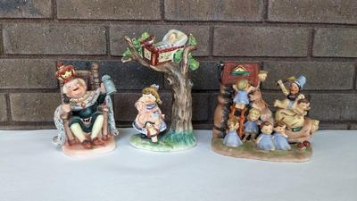 Lefton Nursery Rhyme Figurines