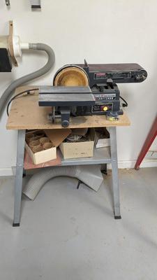Delta  4" Belt and 6" Disc Sander