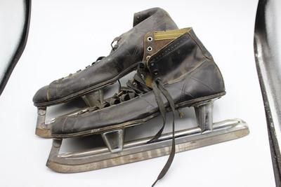 Vintage Black Hi Speed Nestor Johnson Ice Skates