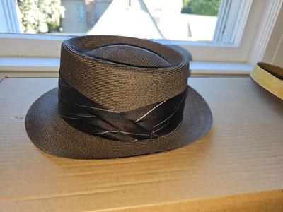 Vintage straw Fedora Hat, Size 7 3/8s Milan Disney Hats and Box!