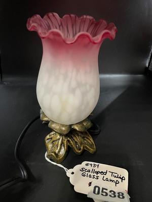 Scalloped Tulip Light