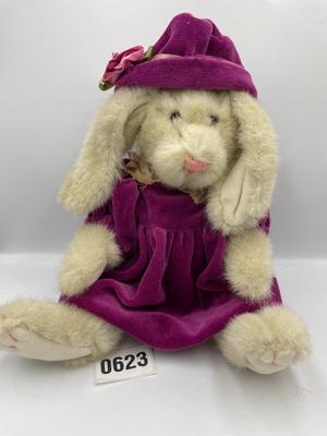 Boydâ€™s Bears - "Cosette"