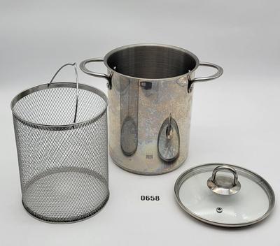 Cook's Essentials Steam Pot