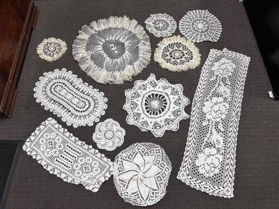 Mixed Lot of Vintage Doily Table Covers