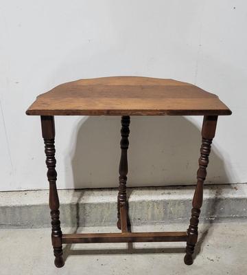 3 Leg Half Moon Table
