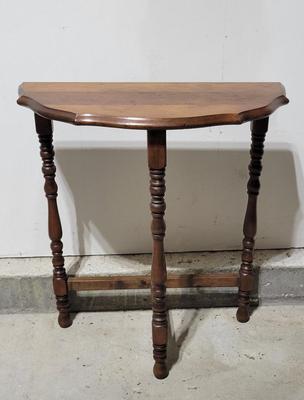 3 Leg Half Moon Table