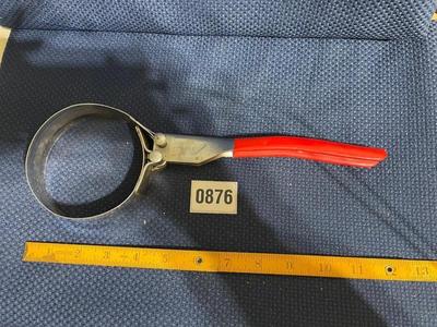 Oil wrench