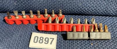 Drill bit tips