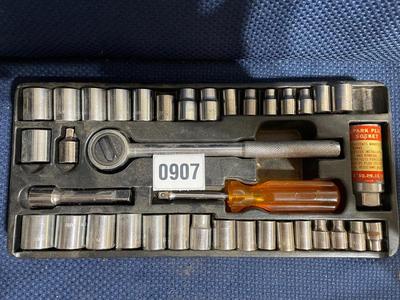 Socket set
