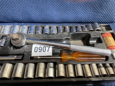 Socket set