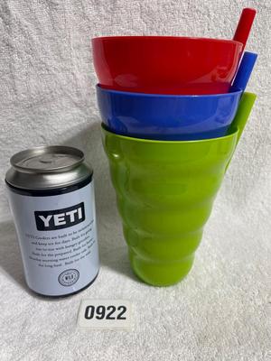 Yeti pop and 3 cups